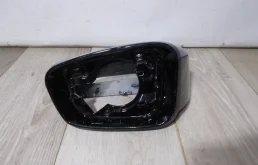 Накладка зеркала левого для BMW 5er 2018 года на фотографиях