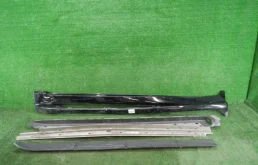 Усилитель переднего бампера для Toyota Land Cruiser 2018 года на фотографиях