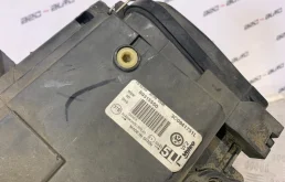 Фары для Volkswagen Passat 2010 года на фотографиях