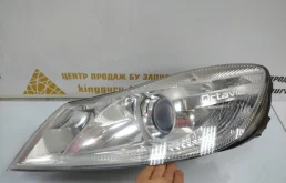 Фары для Skoda Octavia 2004 года на фотографиях