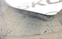 Подкрылок передний левый для Skoda Octavia 2010 года на фотографиях