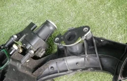 Впускной коллектор для BMW 7er 2018 года на фотографиях