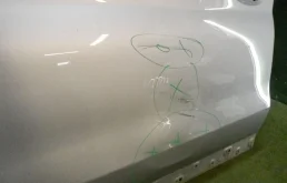 Дверь передняя левая для BMW X3 2023 года на фотографиях