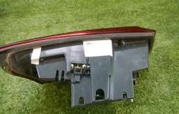 Фонарь правый для BMW 3er 2013 года на фотографиях