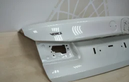 Дверь багажника для BMW 5er 2019 года на фотографиях