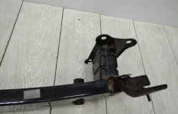 Усилитель бампера передний верхний для Hyundai Tucson 2021 года на фотографиях