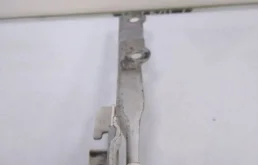 Петля капота левая для Hyundai ix35 на фотографиях