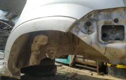 Заднее левое крыло для Renault Duster 2013 года на фотографиях