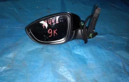 Стекла и зеркала для Volkswagen Passat 2013 года на фотографиях