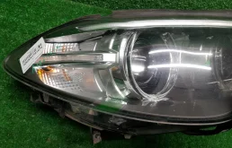 Фара правая для BMW 5er 2010 года на фотографиях
