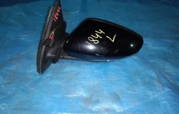 Стекла и зеркала для Volkswagen Passat 2014 года на фотографиях