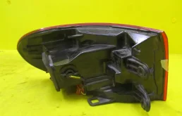 Фонарь внешний правый для Volkswagen Tiguan 2008 года на фотографиях