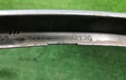 Накладка заднего бампера правая для Toyota RAV4 2018 года на фотографиях