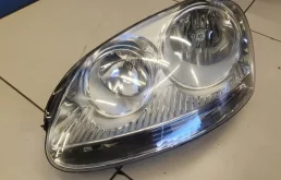 Фара левая для Volkswagen Jetta 2009 года на фотографиях