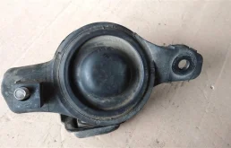 Опора двигателя задняя правая нижняя для Subaru Forester 2013 года на фотографиях