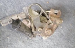 Суппорт задний правый для Audi A6 на фотографиях