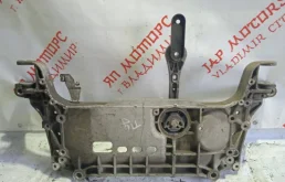 Подрамник двигателя для Volkswagen Tiguan 2010 года на фотографиях