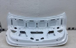 Крышка багажника для Kia Cerato 2017 года на фотографиях