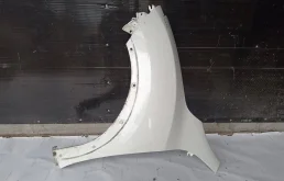 Крылья для Nissan Juke 2018 года на фотографиях