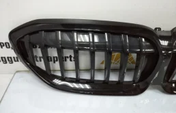 Решетка радиатора для BMW 3er 2018 года на фотографиях