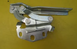 Петля капота левая для Volkswagen Passat на фотографиях