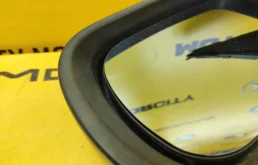 Стекла и зеркала для BMW 5er 2001 года на фотографиях