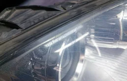 Фара правая для Mercedes-Benz M class 2005 года на фотографиях