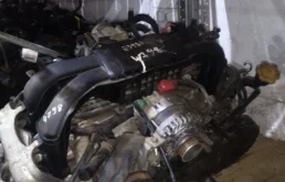 Двигатель для Subaru Legacy 2008 года на фотографиях