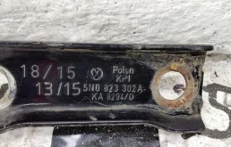 Петля капота правая для Volkswagen Tiguan 2014 года на фотографиях