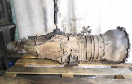 МКПП для Mitsubishi Pajero 2001 года на фотографиях