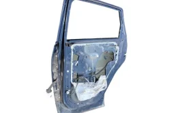 Дверь задняя правая для Nissan Qashqai 2018 года на фотографиях