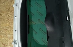 Крышка багажника для Citroen DS4 на фотографиях