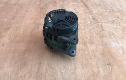 Генератор для Hyundai Accent 2001 года на фотографиях