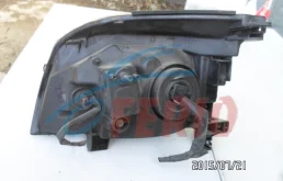 Фара левая для Nissan X-Trail 2005 года на фотографиях
