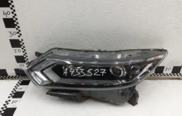 Фара ксенон левая для Nissan Qashqai 2020 года на фотографиях