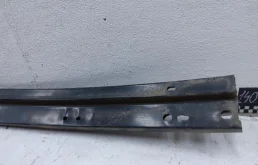 Усилитель заднего бампера для Toyota RAV4 2012 года на фотографиях