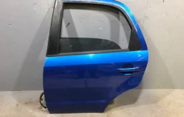 Дверь задняя левая для Suzuki SX4 2009 года на фотографиях