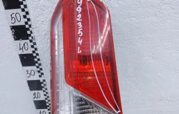 Фонарь левый для Ford Transit 2006 года на фотографиях