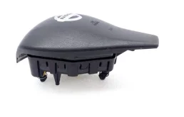 Подушка безопасности водителя для Nissan X-Trail 2018 года на фотографиях