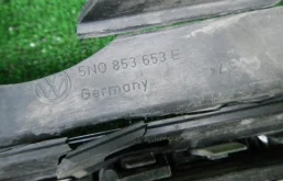 Решетка переднего бампера для Volkswagen Tiguan 2017 года на фотографиях