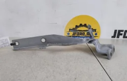 Петля капота левая для Suzuki Grand Vitara на фотографиях