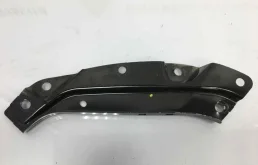 Кронштейн правой фары верхний для Volkswagen Polo на фотографиях