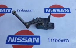 Датчик дорожного просвета задний для Nissan X-Trail 2012 года на фотографиях