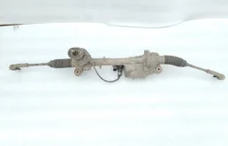 Рулевая рейка для Volkswagen Passat 2015 года на фотографиях