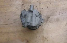 Компрессор кондиционера для BMW 3er 2005 года на фотографиях