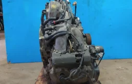 Двигатель без навесного для Subaru Legacy 1998 года на фотографиях