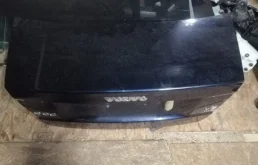 Крышка багажника для Volvo S80 2011 года на фотографиях