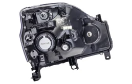 Фара левая для Nissan X-Trail 2010 года на фотографиях