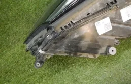 Фара правая для Mercedes-Benz S class 2018 года на фотографиях