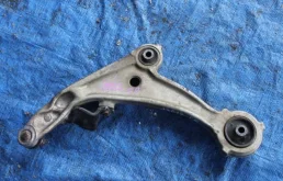 Рычаг передний правый нижний для Nissan Teana на фотографиях